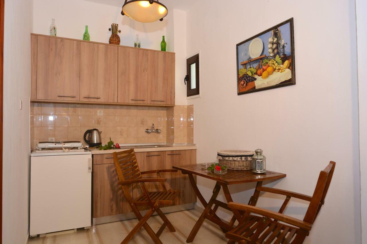 Alexandra Apartments Μελίκια Εξωτερικό φωτογραφία
